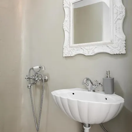 ヴィラ Mykonian Hills カラファティス