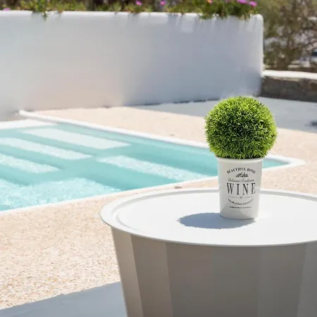 Mykonian Hills * Kalafatis